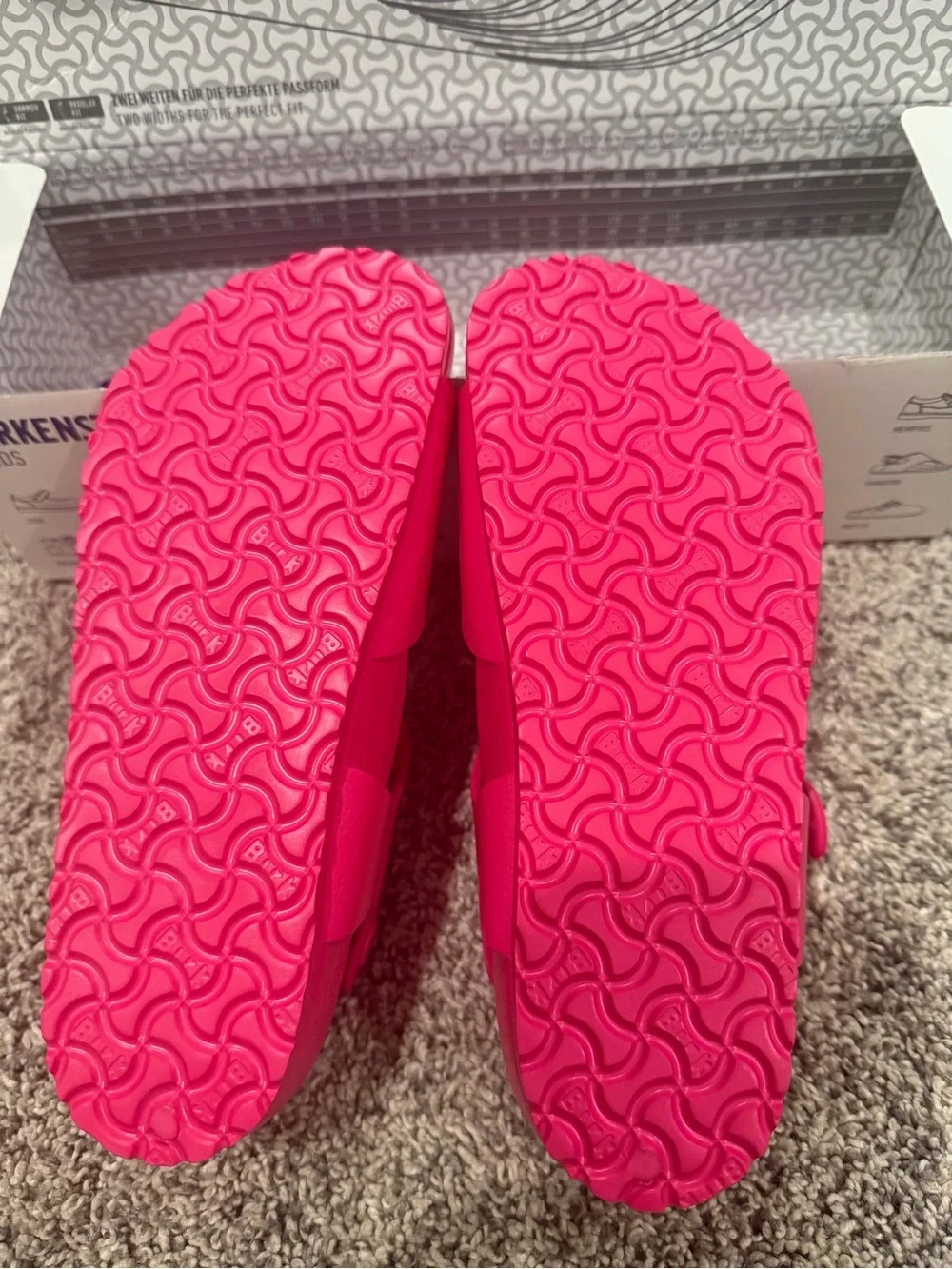 Birkenstock vibrant pink